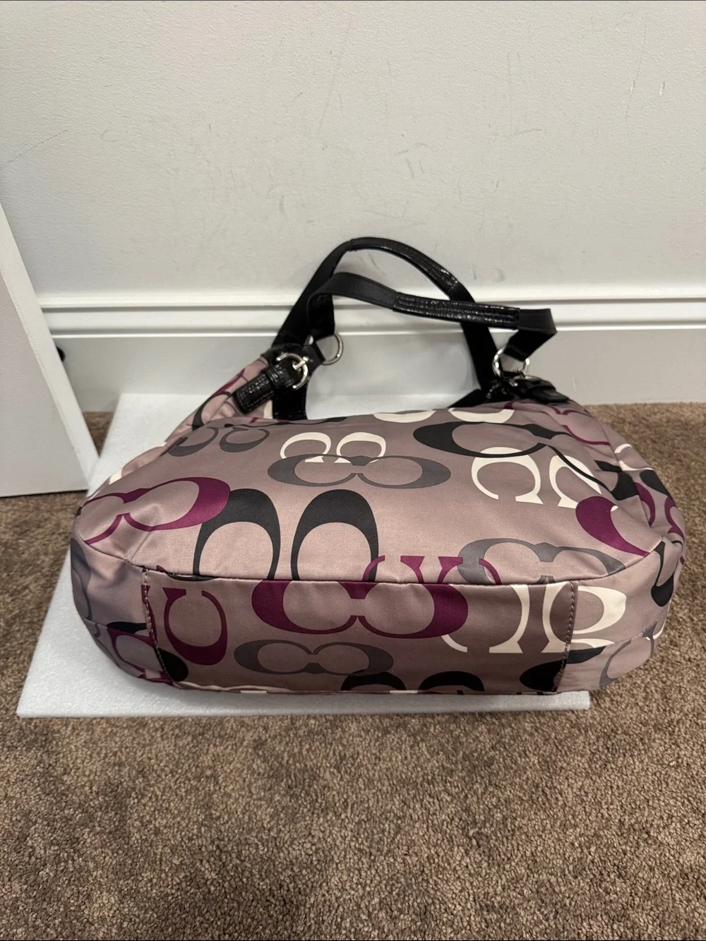 Coach SoHo optic print large signature logo shoulder bag purse with hangtag